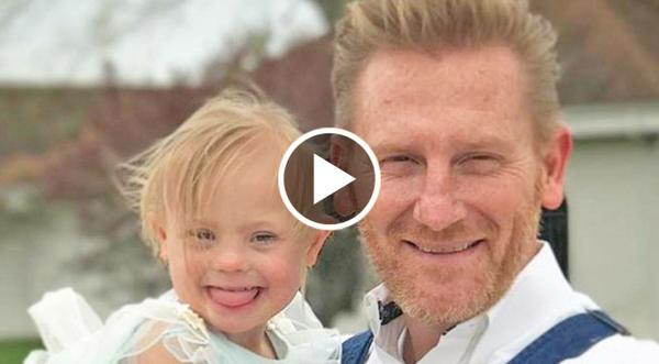 Rory Feek Shares Sweet Video Of Indy Doing A Fashion Show In Her PJs