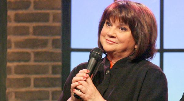 Linda Ronstadt Doesn’t Listen To Modern Country Music: ‘I Don’t Care For It’