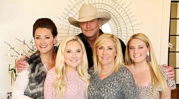 Alan Jackson’s Daughter Ali Celebrates Her 29th Birthday