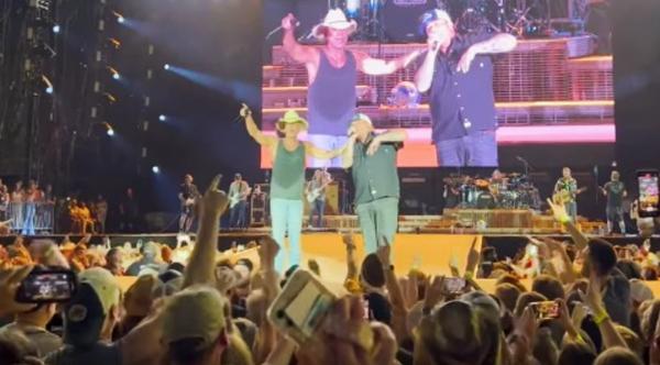 Uncle Kracker Joins Kenny Chesney For Surprise Performance In Detroit