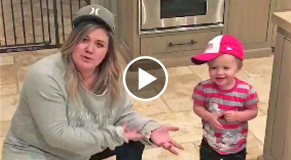 Kelly Clarkson And River Rose Perform Adorable Mother-Daughter Dance For A Good Cause