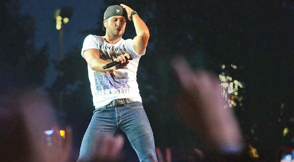 12 Times Luke Bryan Showed Off His “Signature” Booty Shake