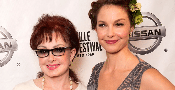 Ashley Judd Says Undiagnosed Mental Illness “Stole” Her Mom