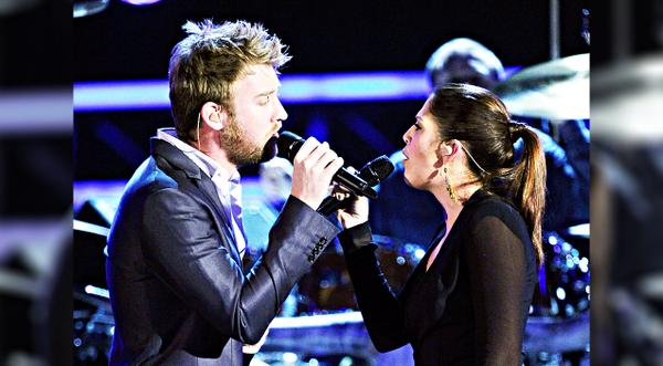 Lady A Sings “If You See Him, If You See Her” – Reba & Ronnie Walk Out To Join