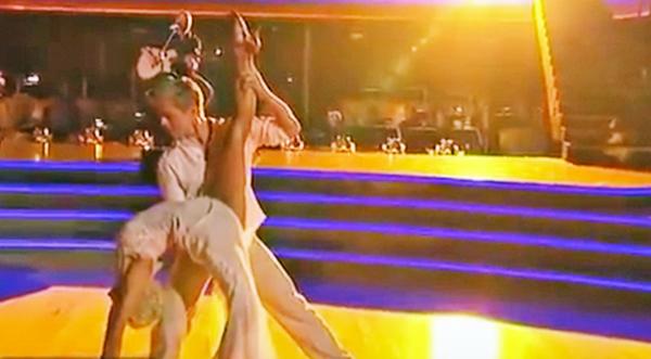 Kellie Pickler & Derek Hough Rumba To Song Her Husband Wrote For Her On 'DWTS'