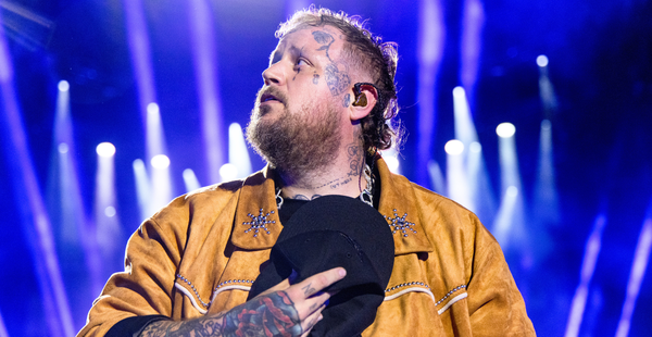 Jelly Roll Pleads For Forgiveness After Canceling Last Show Of His Tour