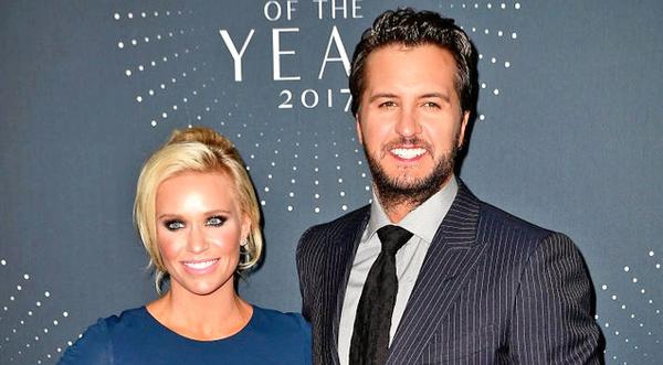 Check Out The Gorgeous New Engagement Ring Luke Bryan Got His Wife For Their Anniversary