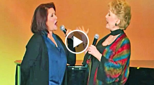 Debbie Reynolds & Carrie Fisher's Rare Duet Will Leave You In Tears