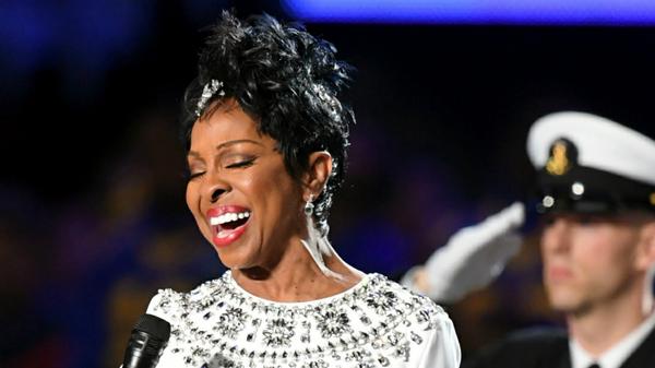 Gladys Knight Brings Grace & Class In Super Bowl National Anthem
