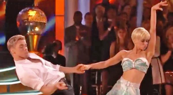 Kellie Pickler & Derek Hough Earn Perfect Score With Epic Jive On 'DWTS'
