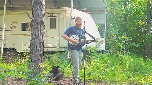 Oliver Anthony Releases Official Video For “Rich Man’s Gold”