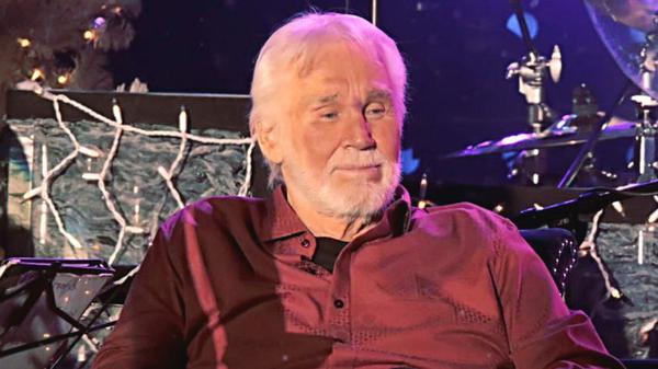 Kenny Rogers Suddenly Cancels All Concerts