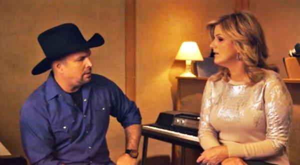 Garth Brooks & Trisha Yearwood Immortalize Conway & Loretta's Fiery Duet