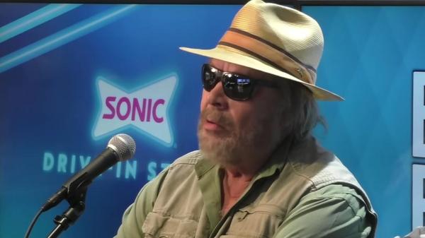 Hank Williams Jr. Says He Remembers “Every Bit” Of 530-Foot Fall From Mountain