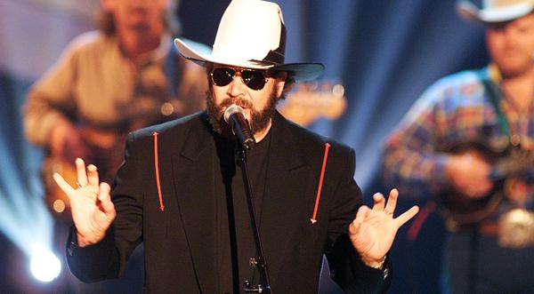 Hank Williams Jr. Is Rewarding $6,000 To Whoever Can Find His Grandpa’s Shotgun
