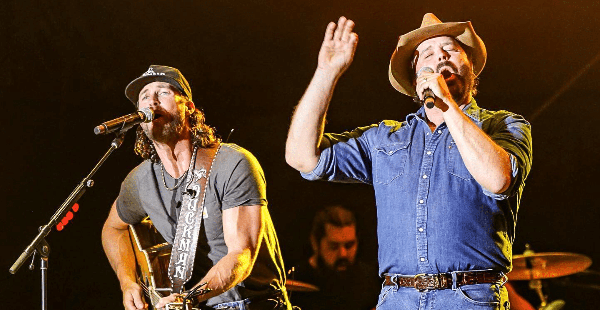 Randy Houser Releases New Duet Version Of “Rub A Little Dirt On It” With Riley Green