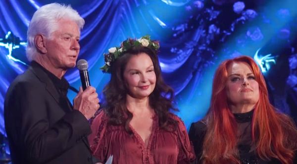Ashley Judd Opens Up About How She & Wynonna Have Grieved Mom Naomi’s Death