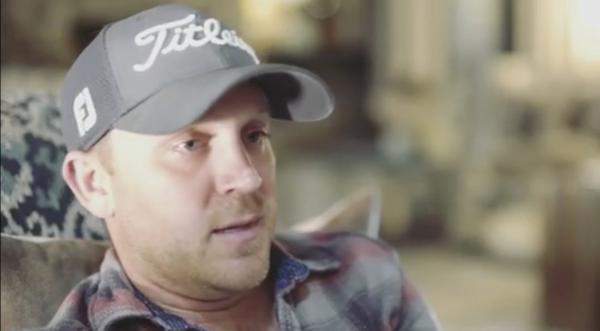 Justin Moore Stepped On By A Horse And It Looks So Painful