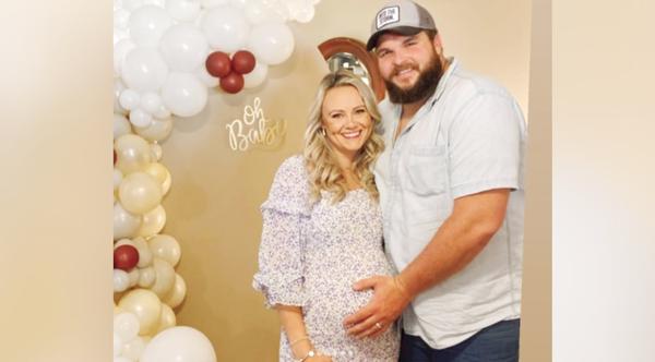"Voice" Champion Jake Hoot & Wife Brittney Welcome Baby Girl