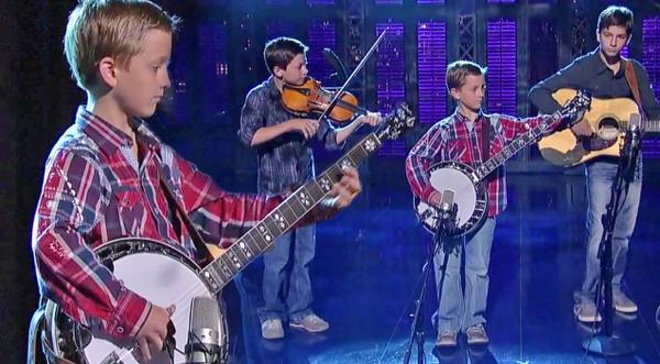 3 Young Brothers Take Over The Stage With Their Impressive Bluegrass Performance
