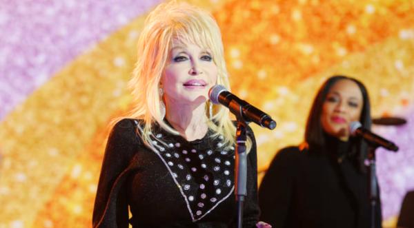 Dolly Parton Releases Emotional Statement On Brother’s Death & Funeral