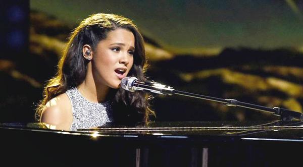 'Idol' Loses Country Finalist After STUNNING Martina McBride Tribute (WATCH)