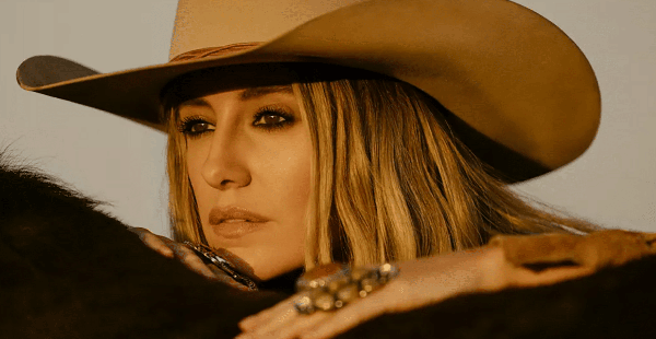 Lainey Wilson Announces New Album “Whirlwind”