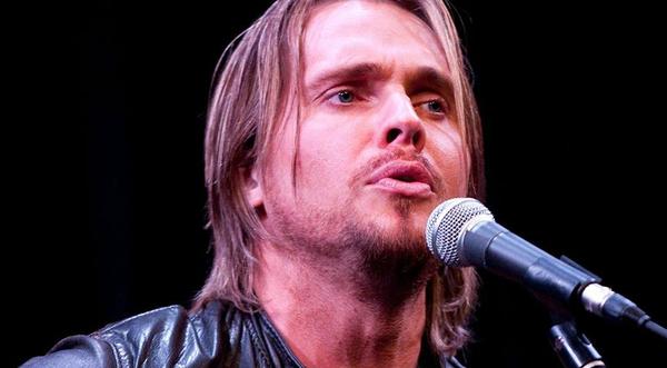 This Guy Is SO Good,You Might Think He’s Actually Conway Twitty