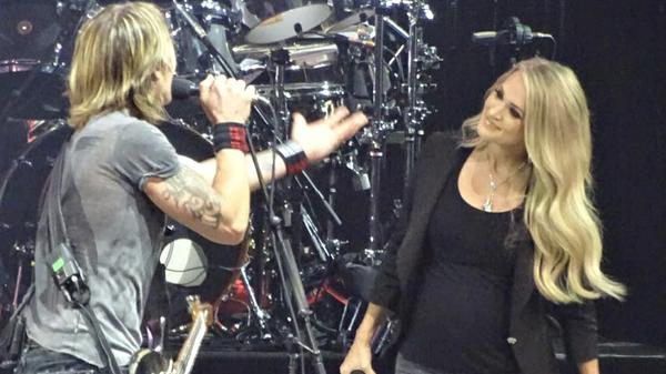 Carrie Underwood Rocks Adorable Baby Bump In Surprise Appearance With Keith Urban