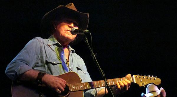 Outlaw Country Legend Hospitalized, Cancels Shows