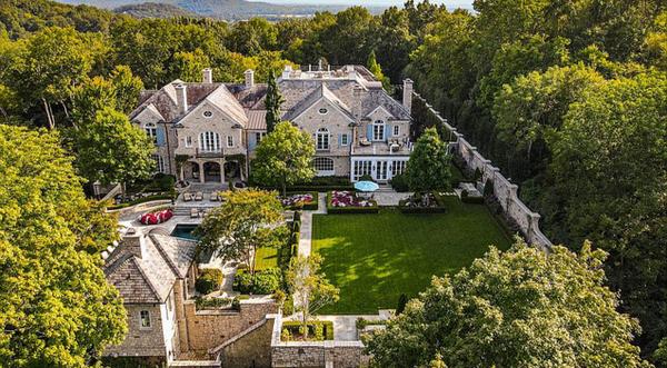 Alan Jackson’s $23 Million Mansion Up For Sale