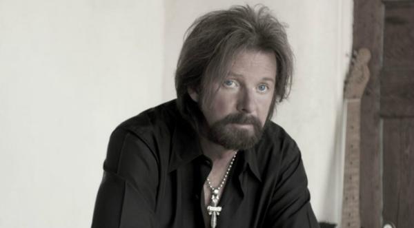 Country Star Issues Scathing Response To President's Speech Following Orlando Mass Shooting