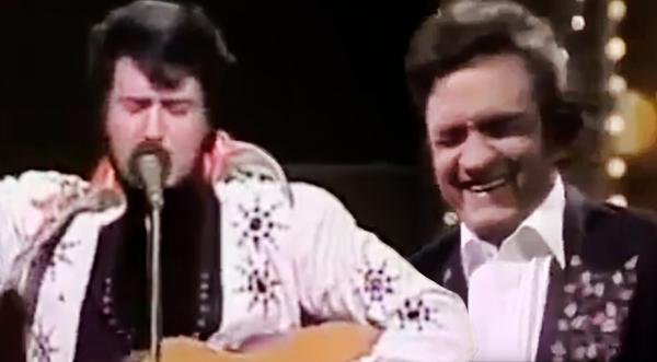 Andy Kaufman Stuns Johnny Cash With Brilliant Elvis Impression