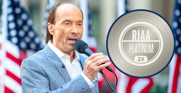 Lee Greenwood’s “God Bless The U.S.A.” Has Been Certified 2x Platinum