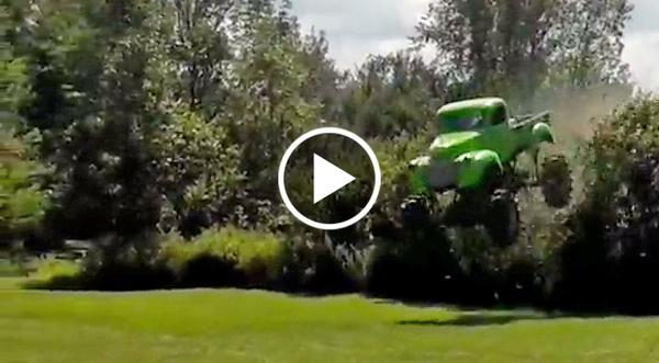This Redneck Groom's Grand Entrance To His Wedding Will Make Your Jaw Drop! (WATCH)