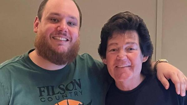 Luke Combs And Shenandoah Announce New “Two Dozen Roses” Collab