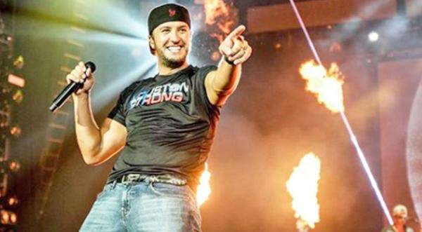 Luke Bryan Debuts New Spandex Outfit That Has The Ladies Going Wild