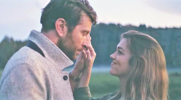 Sadie Robertson Steals Country Hunk's Heart In Romantic New Music Video