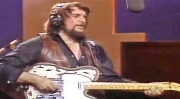 Uncovered Footage Is Only Known Clip Of Waylon Jennings Singing "Nashville Wimmin" Live