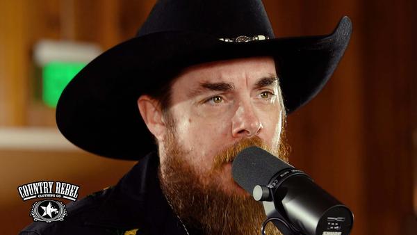 Whey Jennings Performs Original Song "Midnight In New Mexico"