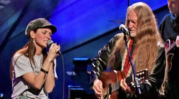 Shania Twain Joins Willie Nelson For Masterful 'Blue Eyes Crying In The Rain' Duet