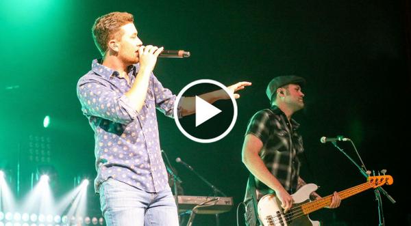 Scotty McCreery Dazzles North Carolina With A Medley Of Classic Country Hits (WATCH)