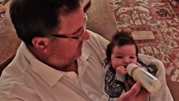 You Will Melt After Watching Vince Gill With His Newborn Grandbaby