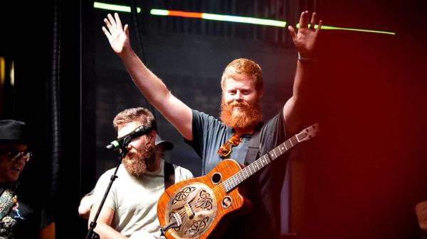 Fans Pack Lower Broadway For Oliver Anthony’s Nashville Debut