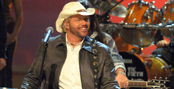 CMT Set To Air A Special One-Hour Tribute To Toby Keith 