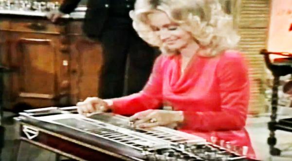 Johnny Cash Stunned As Barbara Mandrell Hammers Out Killer Steel Guitar Riffs