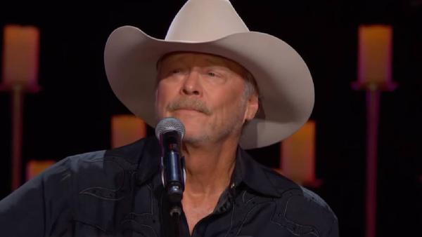 Alan Jackson Honors Loretta Lynn With Song He Wrote For His Mom’s Funeral