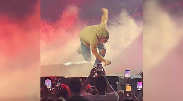 Morgan Wallen Falls Hard On Stage & Continues Singing