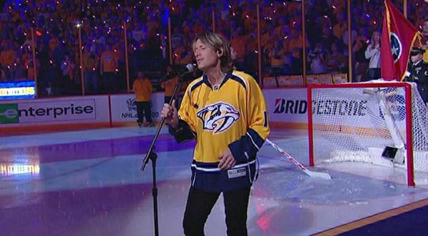 Keith Urban Performs "The Star-Spangled Banner" For The First Time Ever