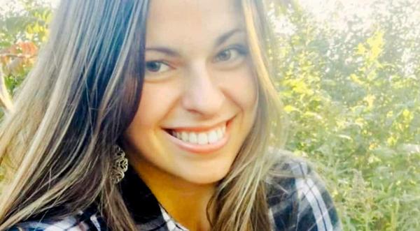 Country Singer Dead At 25 After Being Struck By Car